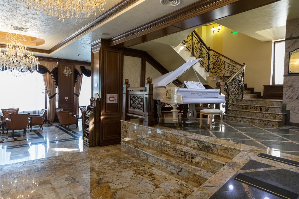 Hotel Giuliano Bragadiru Exterior photo